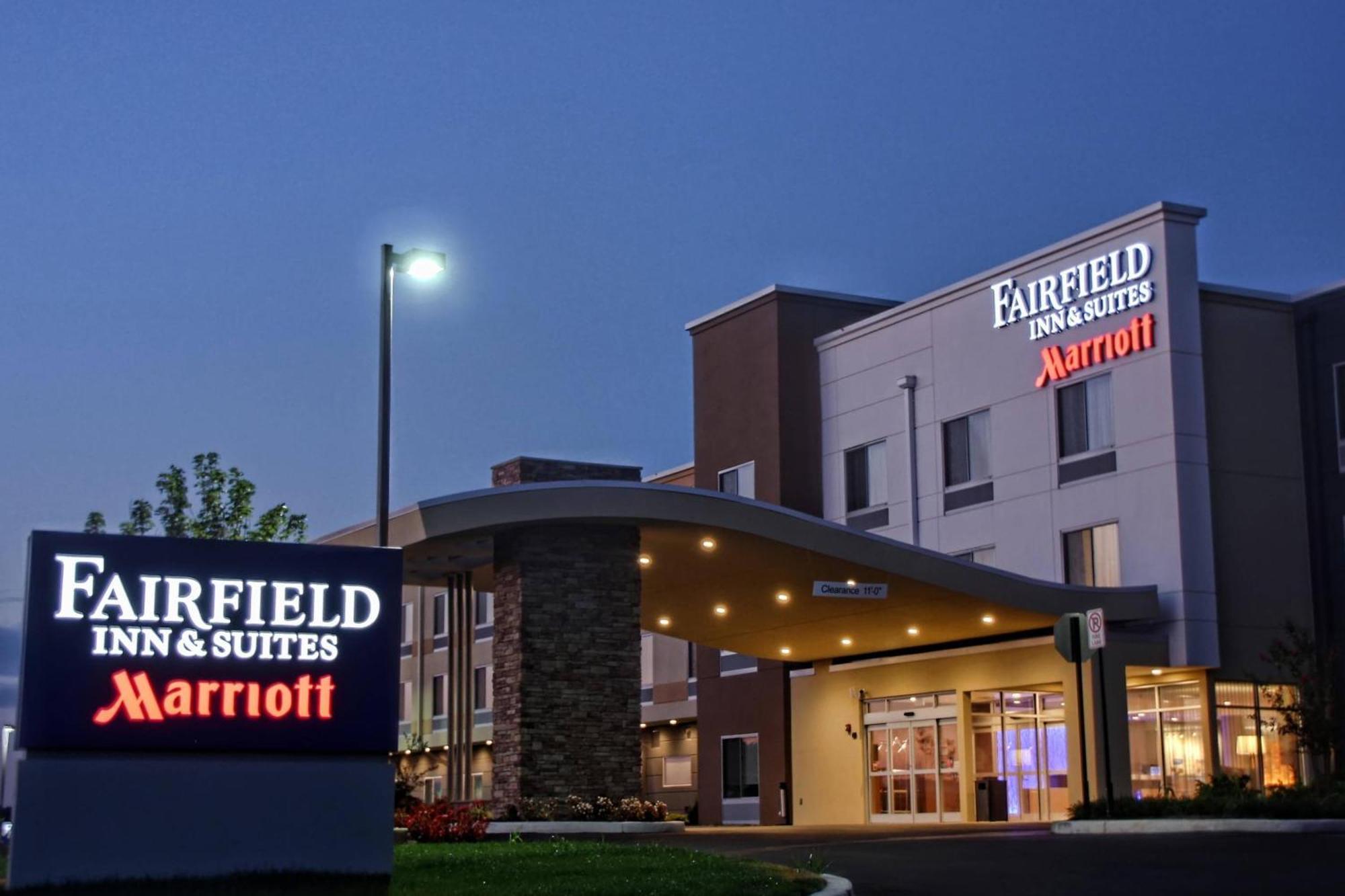 Fairfield Inn & Suites By Marriott Reading Wyomissing Bagian luar foto