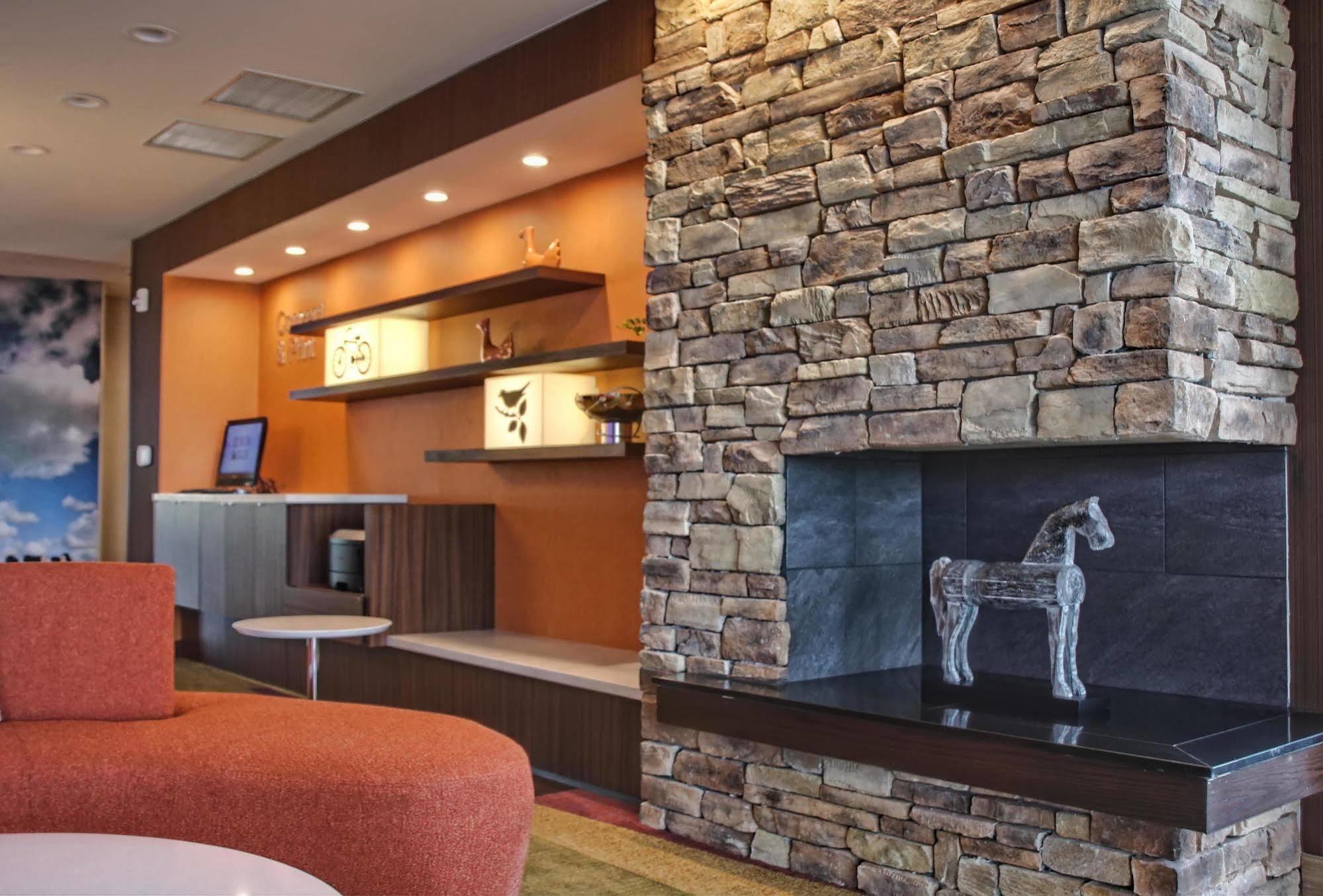 Fairfield Inn & Suites By Marriott Reading Wyomissing Bagian luar foto